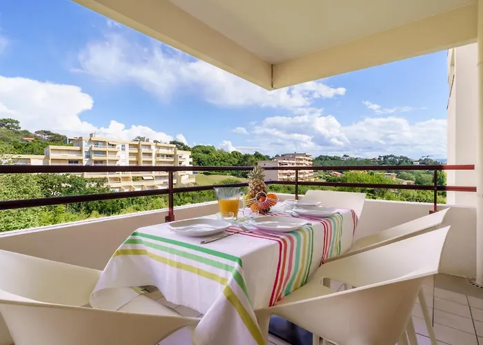 Apartment Les Jardins Victoria-2 By Interhome